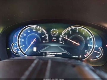 BMW Seria 7 G11-G12 2017 BMW Seria 7 750i 2017 4.4l 4.4 Benzyna 445KM, zdjęcie 10