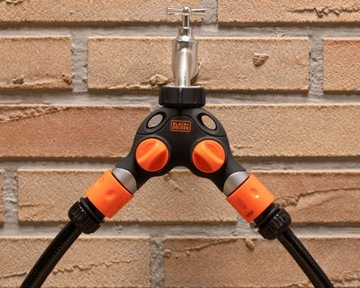 Black&Decker TAPE DISTRIBUTOR 2-ХОДОВЫЕ САДОВЫЕ ШЛАНГИ ДЛЯ ВОДЫ С КЛАПАНАМИ