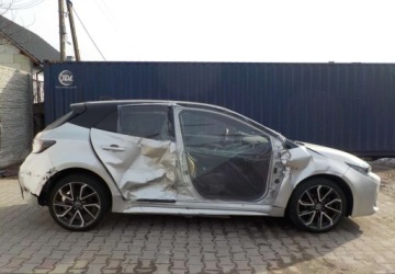 Toyota Corolla XII Hatchback 1.8 Hybrid 122KM 2019 Toyota Corolla Okazja 1.8 Hybryda 122KM, zdjęcie 11