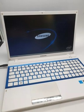 LAPTOP SAMSUNG I3 NP300 + ZASILACZ