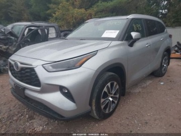 Toyota Highlander III 2023 Toyota Highlander 2023 TOYOTA HIGHLANDER HYBRID XLE 2.5 Hybryda 186KM, zdjęcie 6