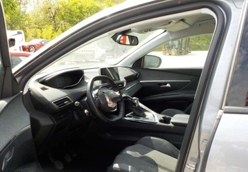 Peugeot 3008 II Crossover 1.2 PureTech 130KM 2019 Peugeot 3008 Okazja 1.2 Benzyna 130KM, zdjęcie 23