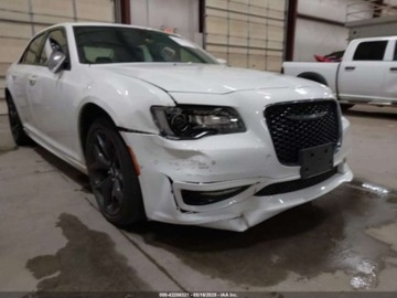 Chrysler 300C II 2022 Chrysler 300 Touring L 2022 3.6l 3.6 Benzyna 292KM, zdjęcie 7
