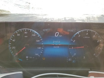 Mercedes GLB 2022 Mercedes-Benz GLB 250 2022 2.0l 2.0 Benzyna 221KM, zdjęcie 9