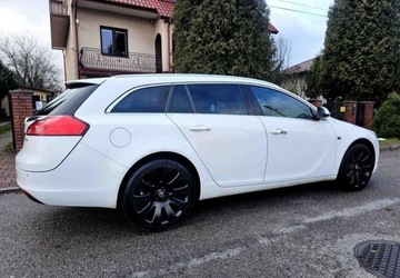 Opel Insignia I Sports Tourer 1.6 Turbo ECOTEC 180KM 2012 Opel Insignia Opel Insignia 1.6 Turbo Innovation 1.6 Benzyna 180KM