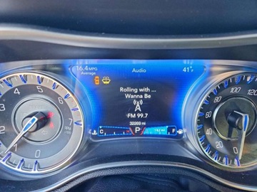 Chrysler 300C II 2021 Chrysler 300s 2021 5.7 Benzyna 363KM, zdjęcie 9