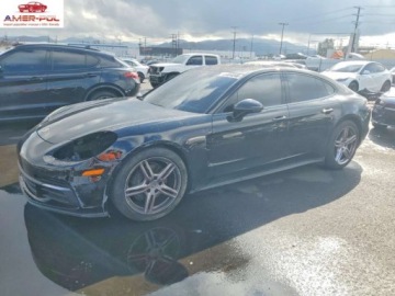 Porsche Panamera II Liftback 3.0 330KM 2018 Porsche Panamera 4 2018 3.0 Benzyna 330KM