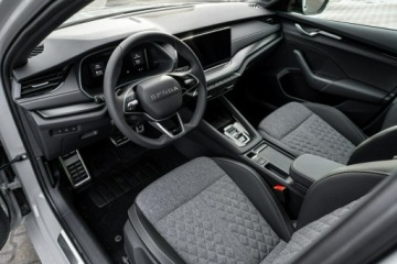 Skoda Octavia IV Liftback 1.5 TSI EVO 150KM 2026 Škoda Octavia Skoda Octavia Combi Sportline 1,5, zdjęcie 10