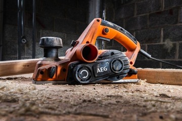 Рубанок PL 700 700 Вт AEG