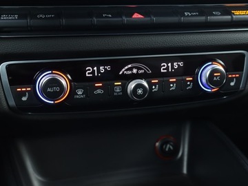 Audi A3 8V Hatchback 3d 2.0 TDI 150KM 2012 Audi A3 2.0 TDI, Navi, Xenon, Bi-Xenon, Klima, zdjęcie 18