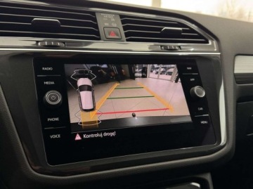 Volkswagen Tiguan Allspace SUV Facelifting 2.0 TDI SCR 150KM 2022 Volkswagen Tiguan Allspace Allspace Elegance 4Motion Hak Kamera cofania, zdjęcie 36