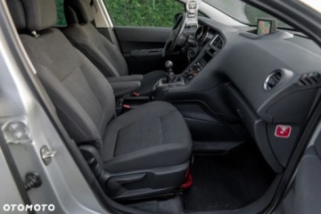 Peugeot 5008 I 2016 Peugeot 5008 Peugeot 5008 1.6 Diesel 115KM, zdjęcie 17