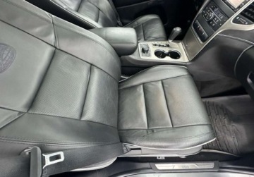 Jeep Grand Cherokee IV Terenowy 3.0 V6 CRD 241KM 2012 Jeep Grand Cherokee 3.0CRD Overland Serwis Zadbany Bogate Wyposazenie Pol, zdjęcie 17