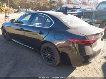 Alfa Romeo Giulia II 2018 Alfa Romeo Giulia Ti Lusso 2018 2.0l 2.0 Benzyna 280KM, zdjęcie 3