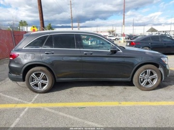 Mercedes GLC C254/X254 2022 Mercedes-Benz GLC 300 SUV 2022 2.0 Benzyna 255KM, zdjęcie 6