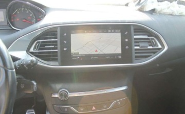 Peugeot 2019 Peugeot 308 1.2 Diesel 110KM, zdjęcie 14