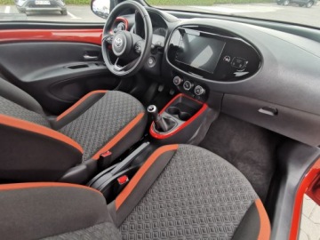 Toyota Aygo X 1.1 VVT-i 72KM 2025 Toyota Aygo X 1.0 VVTi Style 1.0 VVTi Style, salon, zdjęcie 12