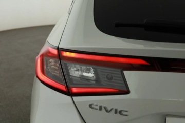 Honda Civic XII Hatchback 2.0 i-MMD 184KM 2022 Honda Civic 2.0 e:HEV, Salon Polska, zdjęcie 19