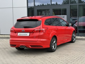 Ford Focus III ST Kombi 2.0 TDCi 185KM 2015 Ford Focus Półskóra, Navi, Grzane fotele, LED,, zdjęcie 7
