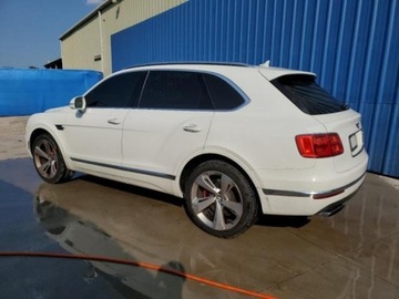 Bentley Bentayga 2017 Bentley Bentayga 2017 W12 AWD 6.0 Benzyna 600KM, zdjęcie 1