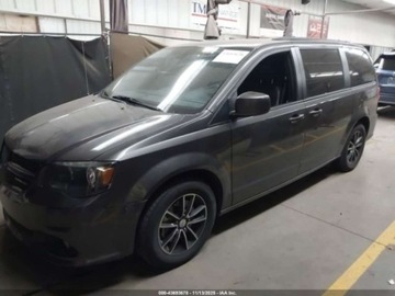 Dodge Caravan V Grand Caravan Facelifting 3.6 VVT 283KM 2019 Dodge Grand Caravan DODGE GRAND CARAVAN GT 3.6 Benzyna 283KM, zdjęcie 3