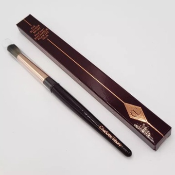 CHARLOTTE TILBURY - ЩЕТКА ДЛЯ БЛЕНДЕРА ДЛЯ ГЛАЗ