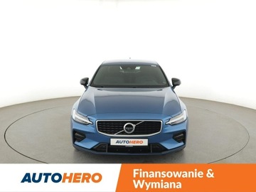 Volvo S60 II Sedan Facelifting 2.0 T4 DRIVE-E 190KM 2019 Volvo S60 R-Design automat T4 skóra navi kamera, zdjęcie 10