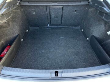 Skoda Octavia IV Liftback 1.5 TSI EVO 150KM 2021 Skoda Octavia 1.5TSI 150KM Ambition l Reflektory L, zdjęcie 8