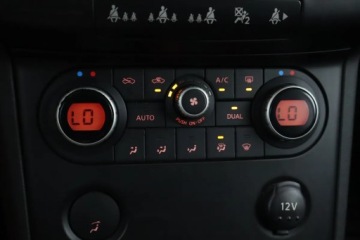 Nissan Qashqai I Crossover 2.0 140KM 2009 Nissan Qashqai 2.0, Navi, Klima, Klimatronic, zdjęcie 15