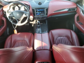 Maserati Levante 2017 Maserati Levante S Luxury 2017 3.0l 3.0 Benzyna 424KM, zdjęcie 8