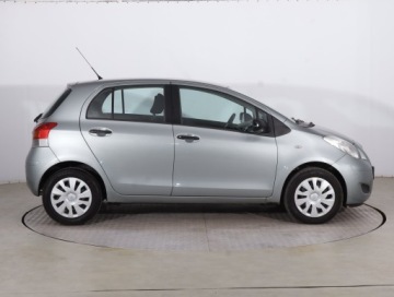 Toyota Yaris II Hatchback 5d 1.33 Dual VVT-i 101KM 2009 Toyota Yaris 1.33 Dual VVT-i, Salon Polska, zdjęcie 5