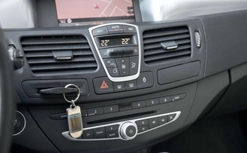 Renault Laguna III 2008 Renault Laguna Renault Laguna 3.5 V6 Initiale 3.5 Benzyna 238KM, zdjęcie 22