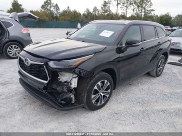 Toyota Highlander III 2022 Toyota Highlander 2022r., XLE, od ubezpieczalni 3.5 Diesel 295KM, zdjęcie 2