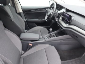 Skoda Octavia IV Kombi 2.0 TDI 115KM 2022 Skoda Octavia 2.0 TDI, Salon Polska, zdjęcie 8