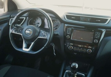 Nissan Qashqai II Crossover Facelifting 1.6 DiG-T 163KM 2018 Nissan Qashqai Nissan Qashqai 1.6 DIG-T Acenta 1.6 Benzyna 163KM, zdjęcie 24