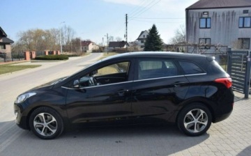 Hyundai i30 II Wagon 1.6 CRDi 110KM 2015 Hyundai i30 1.6D Navi Kamera 2015r Sprowadzony Oplacony 1.6 Diesel, zdjęcie 15
