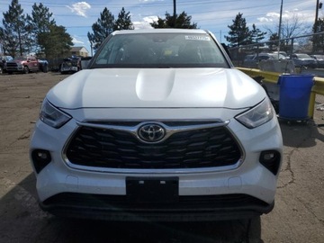 Toyota Highlander III 2022 Toyota Highlander Limited 2022 3.5l 3.5 Benzyna 295KM, zdjęcie 5