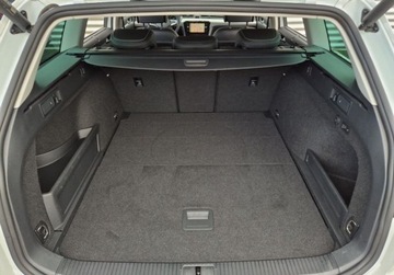 Volkswagen Passat B8 GTE Variant Facelifting 1.4 TSI Plug-In-Hybrid 218KM 2022 Volkswagen Passat GTE 1.4TSI Plug-IN Hybrid 218KM Hak Led ACC Kamera El.Kl, zdjęcie 31