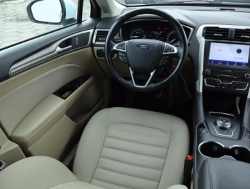 Ford Mondeo V Liftback Facelifting 2.0 EcoBlue 150KM 2020 Ford Mondeo 2.0 EcoBlue, Salon Polska, Serwis ASO, zdjęcie 6