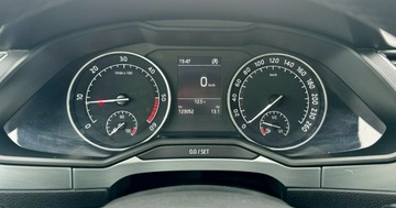 Skoda Superb III Liftback 2.0 TDI 150KM 2018 Škoda Superb Skoda Superb Salon, zdjęcie 26