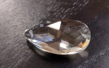 KRYSZTAŁ, ZAWIESZKA KRYSZTAŁOWA 4.5 CM ŁEZKA MIGDAŁ