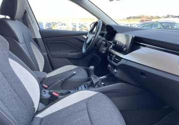 Skoda Kamiq Crossover 1.0 TSI 110KM 2022 Skoda Kamiq Skoda Kamiq Style 1.0 TSI 110 KM Czujniki LED Clima 110KM, zdjęcie 9