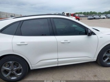 Ford Escape III 2024 Ford Escape ST-Line, 2024r., 1.5L 1.5 Benzyna 180KM, zdjęcie 4