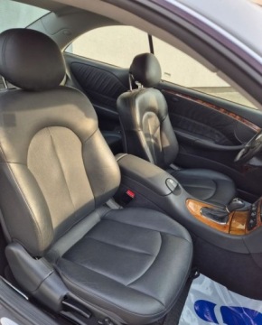 Mercedes CLK W209 Coupe C209 3.2 V6 (320) 218KM 2002 Mercedes-Benz CLK 3.2b skora automat BEZ RDZY Import Wlochy 3.2 Benzyna, zdjęcie 6