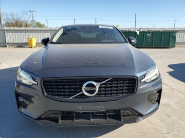 Volvo S60 III 2022 Volvo S60 B5 Momentum 2022 2.0l 2.0 Benzyna 247KM, zdjęcie 5