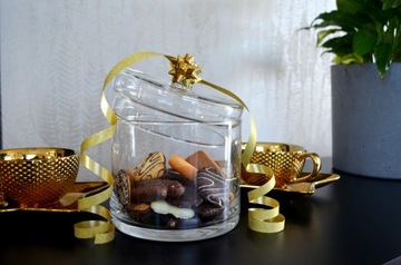 Стеклянная коробочка для шоколада h18 d15 Bijou Collection