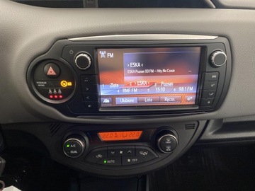 Toyota Yaris III Hatchback 5d Facelifting 1.33 Dual VVT-i 99KM 2015 Toyota Yaris 1.33 Premium MS EU6 III (2011-2019) T, zdjęcie 15