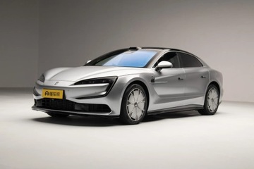 BYD 2025 BYD Inny BYD Yangwang U7 2025 PHEV four-seat flagship version Auto Punkt