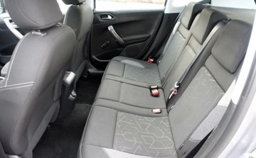 Peugeot 2008 I SUV Facelifting 1.2 PureTech 82KM 2016 Peugeot 2008 1.2 82KM LIFT LEDY Zero korozji Oryginalny lakier Super stan, zdjęcie 14