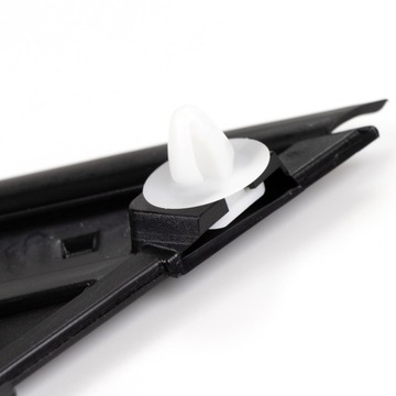 Nakładka błotnika P trójkąt Fiat 500 ABARTH 595